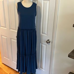 Emma & Michele Blue Sleeveless Maxi Dress NWT Size Medium